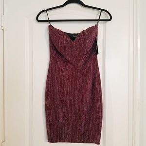 NWT Lulu’s shimmery cocktail dress
